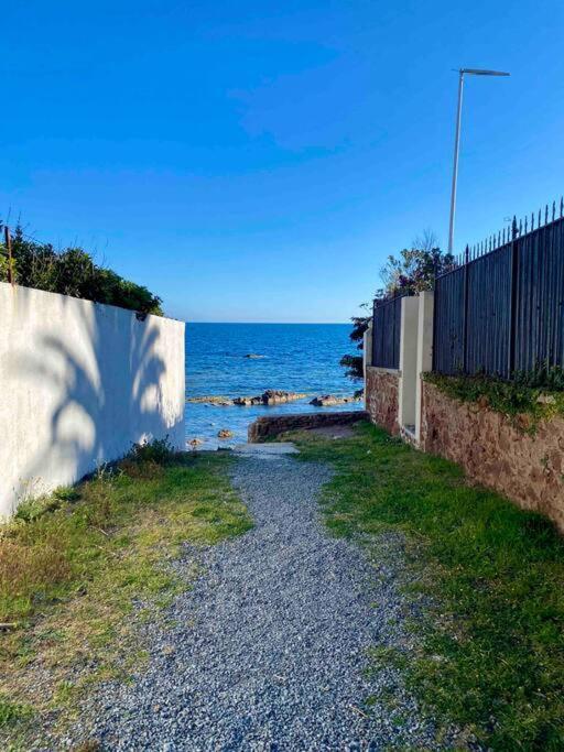 Studio Bord De Mer Boulouris A Saint Raphael ภายนอก รูปภาพ