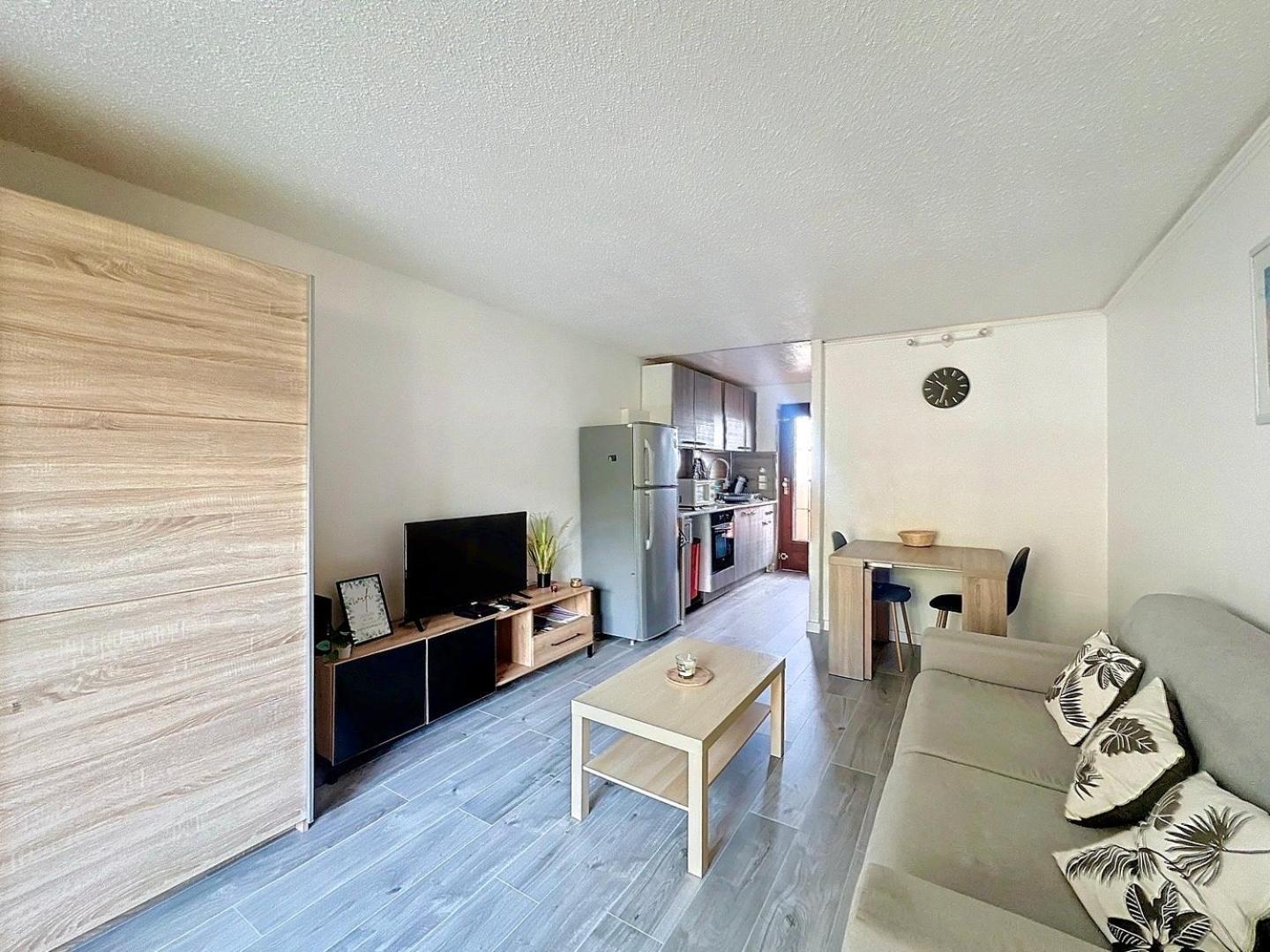 Studio Bord De Mer Boulouris A Saint Raphael ภายนอก รูปภาพ